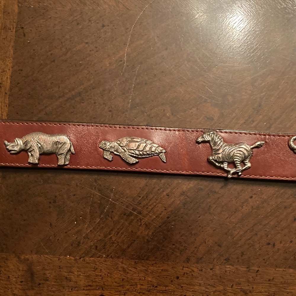 Honest by Brighton VINTAGE (1992)  “Endangered Species” Brown Leather Belt. - Picture 5 of 16